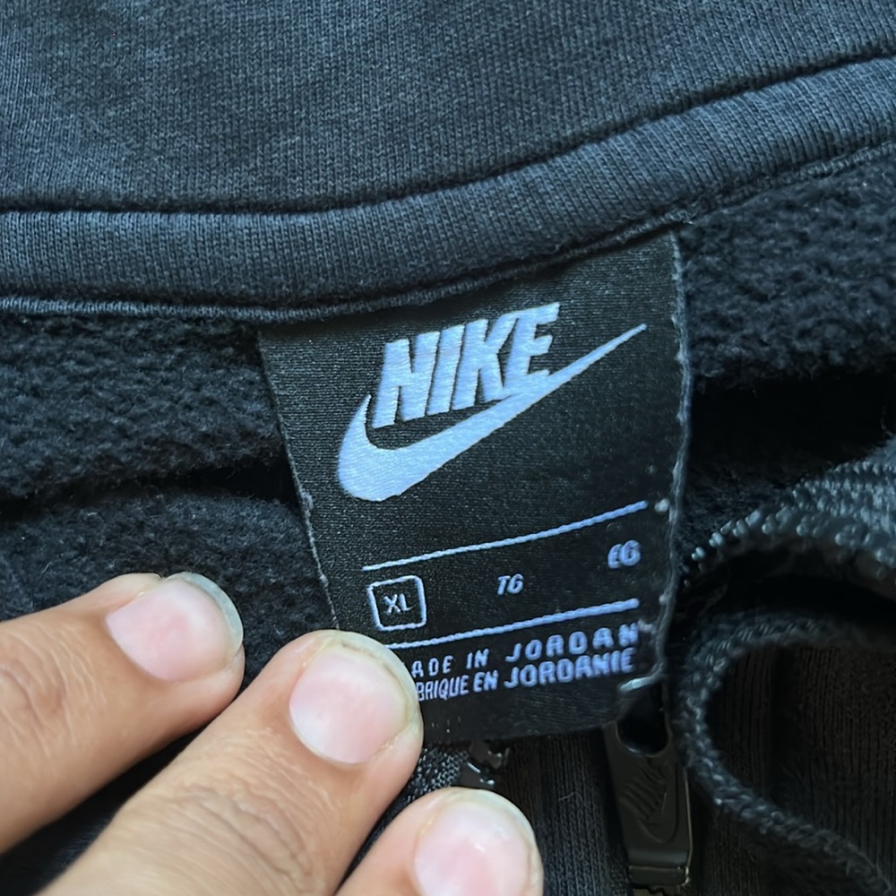 Nike Black Zip up - Picture 2 of 3